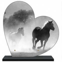 PLAQUE FUNÉRAIRE CHEVAUX SAUVAGES COEUR 30 cm X 30 cm FPFNX104